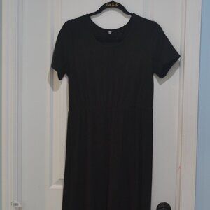 Pre owned Unknown Brand Black maxi dress size Medium.